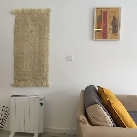 Poveiros Studio Downtown - By Guest Apartment *